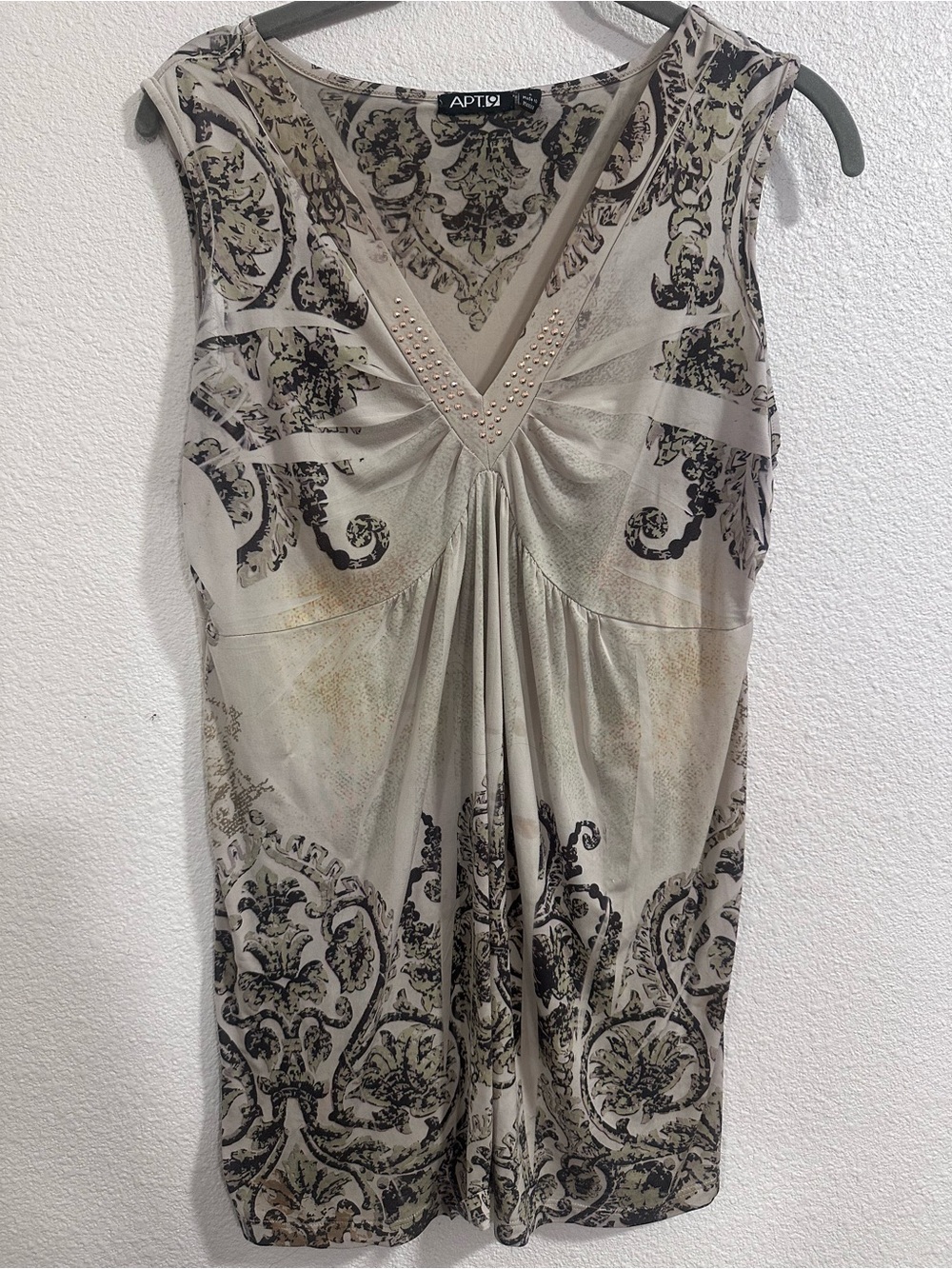 Apt. 9 Beige Taupe Printed V-Neck Stud Trim Tank